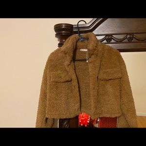 Romwe Cropped Fur Coat (NO STAINS/SMELLS/RIPS)
